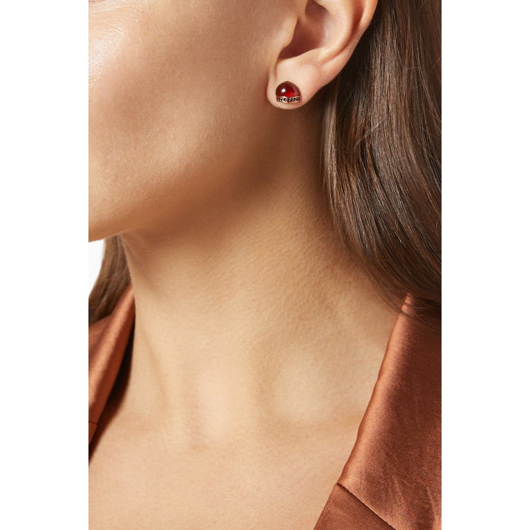 Damas - Dome Noble Garnet Stud Earrings in 18kt Rose Gold