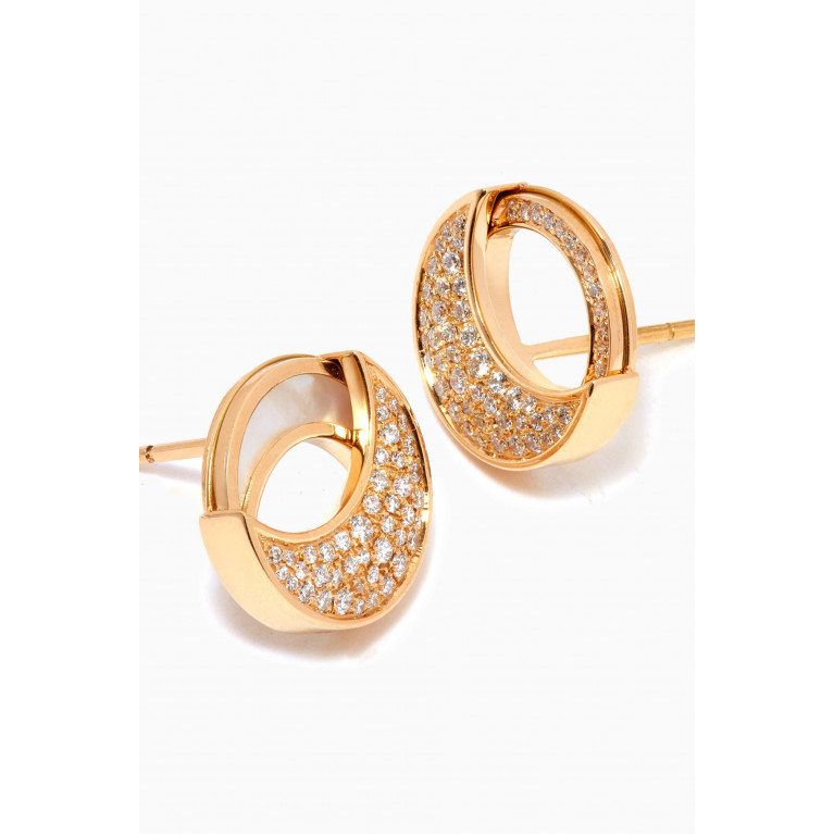 Damas - Qamar Mother of Pearl & Diamond Stud Earrings in 18kt Yellow Gold