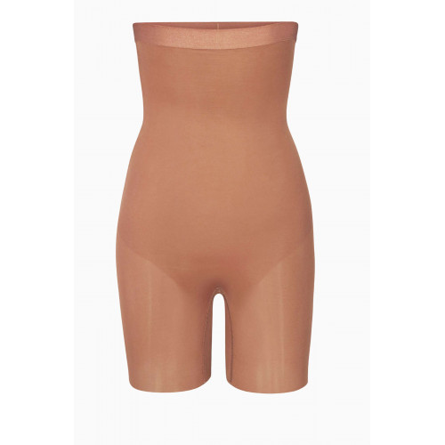 SKIMS - Barely There Mid-thigh Shorts SIENNA