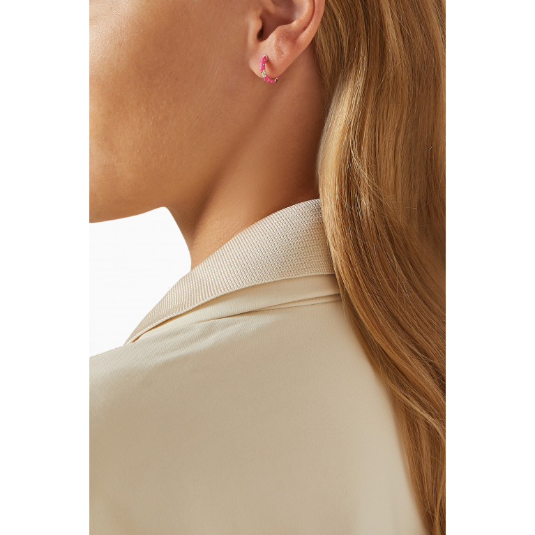 Yvonne Leon - Alliance Mini Torsade Diamond Hoop Earrings in 9kt Yellow Gold Pink