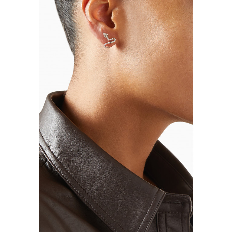 Djula - Snake Diamonds Bar Single Earring in 18kt Rose Gold