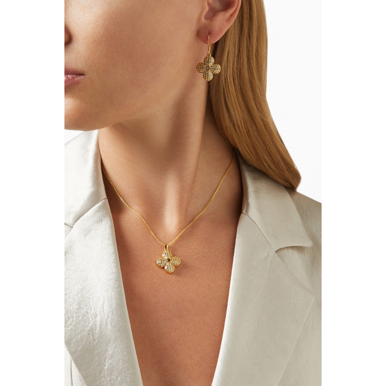 The Jewels Jar - Clover Flower Pendant Necklace in 18kt Gold-plated Sterling Silver