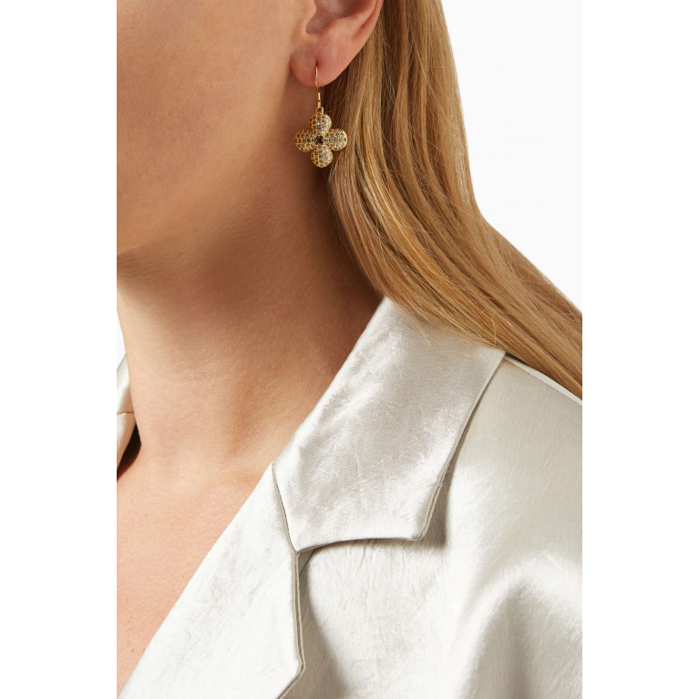 The Jewels Jar - Clover Flower Earrings in 18kt Gold-plated Sterling Silver