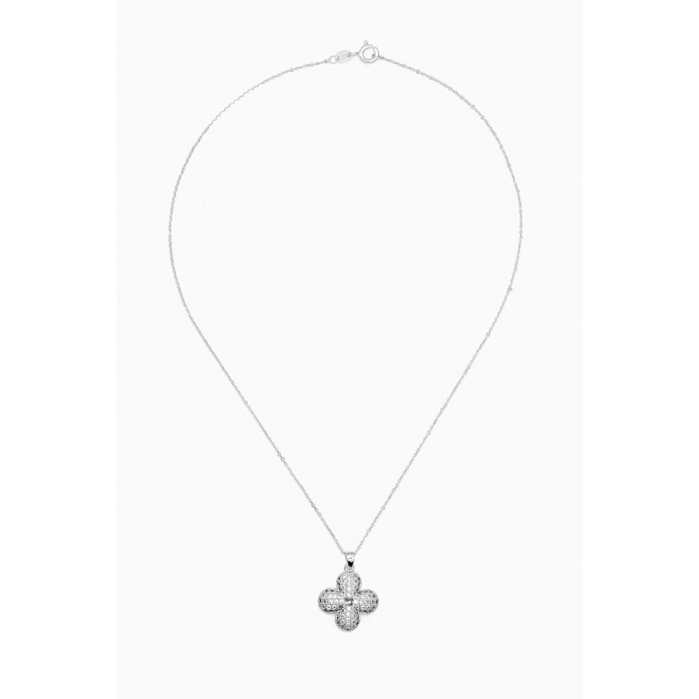 The Jewels Jar - Clover Flower Pendant Necklace in Sterling Silver