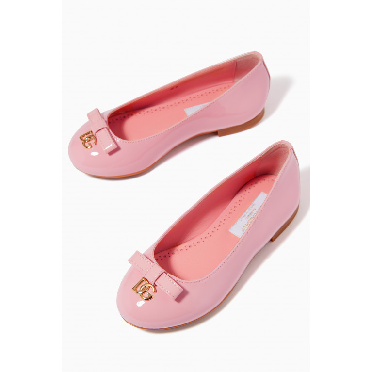 Dolce & Gabbana - DG Logo Ballerina Shoes in Patent Leather Pink