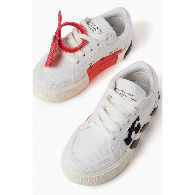 Off-White - Vulcanized Low-top Sneakers in Vulcanized Canvas White
