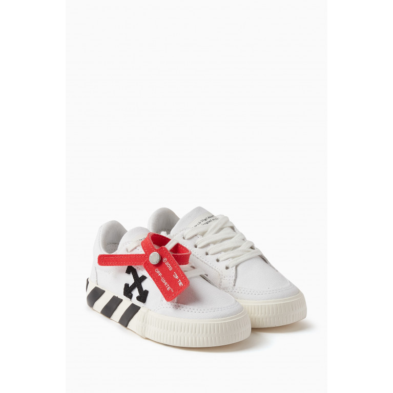 Off-White - Vulcanized Low-top Sneakers in Vulcanized Canvas White