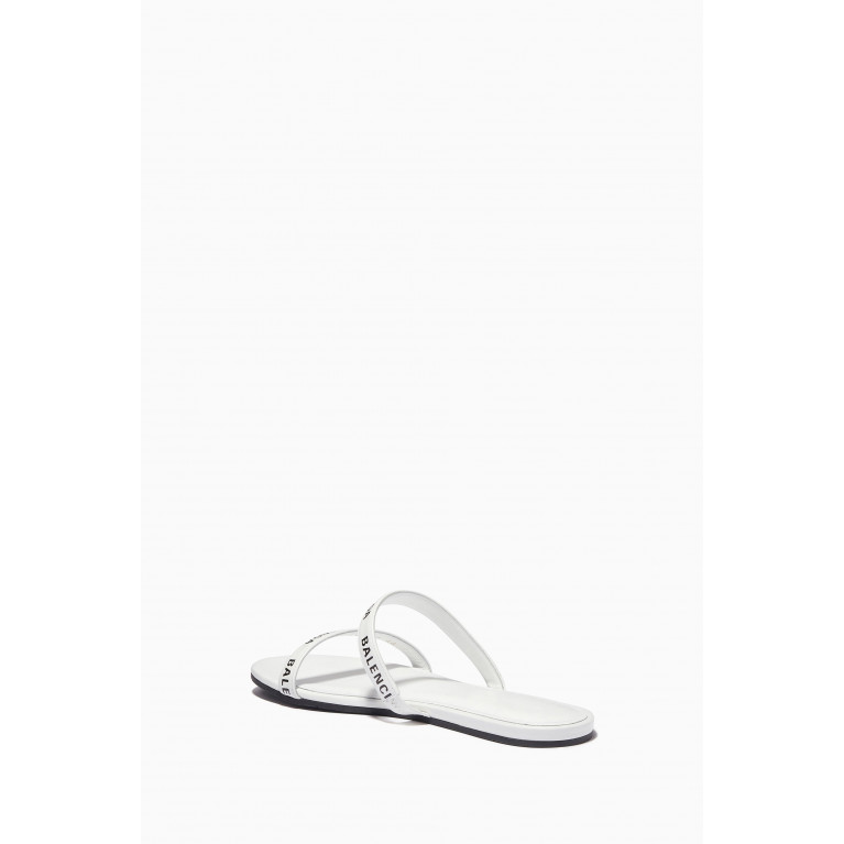 Balenciaga - Round Flat Sandals in Smooth Calfskin