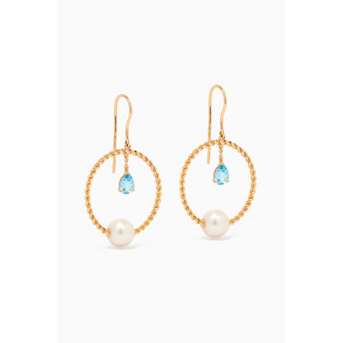 Damas - Kiku Freshwater Pearl & Blue Topaz Earrings in 18kt Yellow Gold