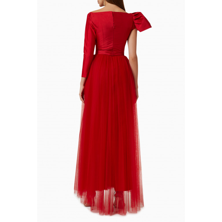 ILLUSTRELLA - Scarlet Gown