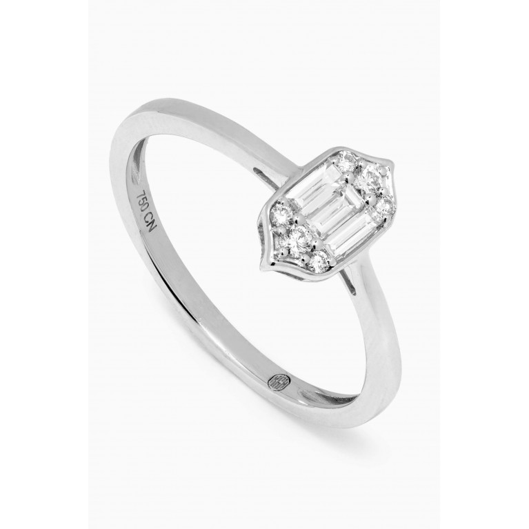 Damas - Palace Baguette Diamond Ring in 18k White Gold