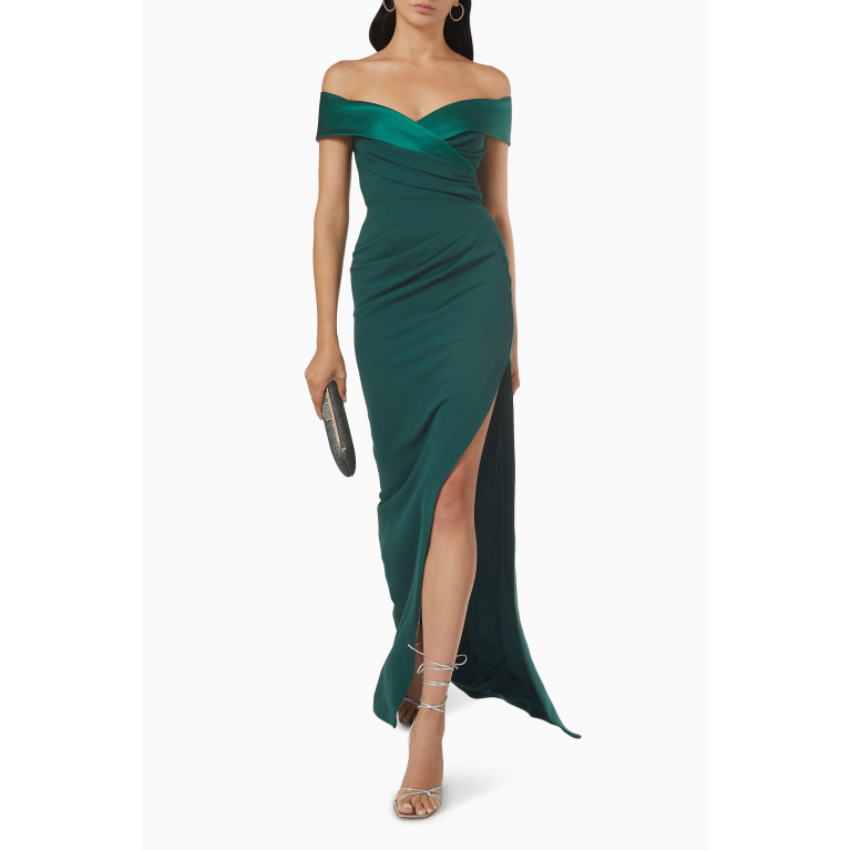 Rhea Costa - Off-shoulder Maxi Dress in Viscose