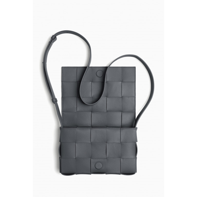 Bottega Veneta - Cassette Bag in Intrecciato Leather