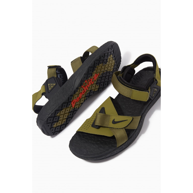 Nike - ACG Air Deschutz Sandals in Nylon Green