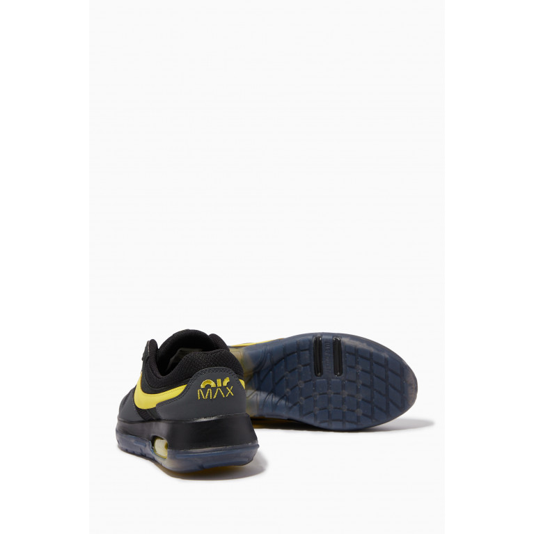 Nike - Air Max Motif Sneakers in Suede & Textile