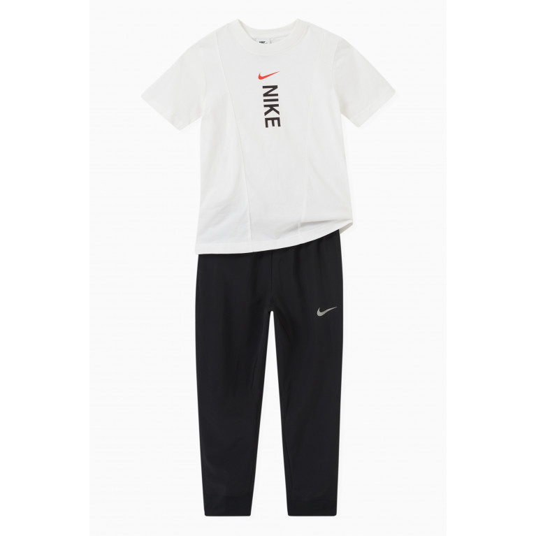 Nike - Dri-FIT Training Pants in Woven Fabric