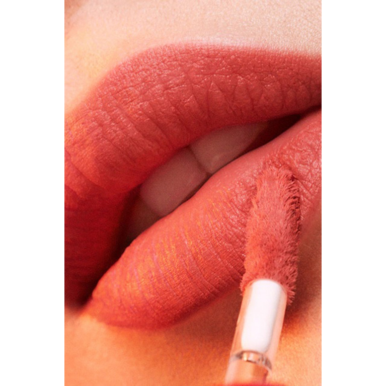 Estee Lauder - 926 Cloud Nine Pure Color Whipped Matte Liquid Lip with Moringa Butter, 9ml