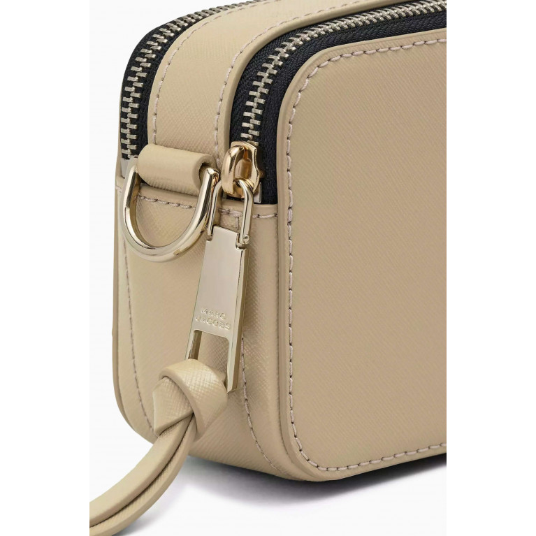 Marc Jacobs - The Snapshot DTM Camera Crossbody Bag in Leather Neutral