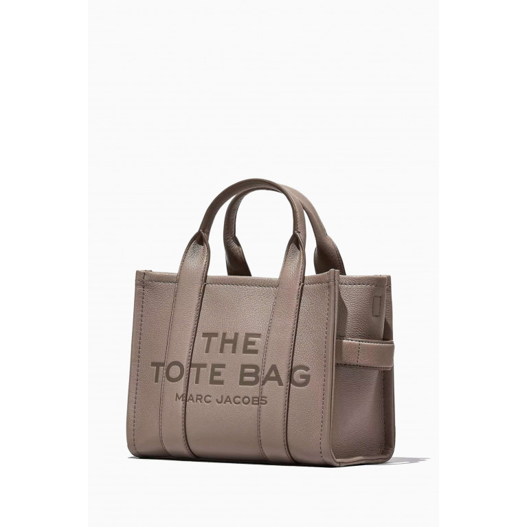 Marc Jacobs - The Medium Traveler Tote Bag in Cow Leather Neutral