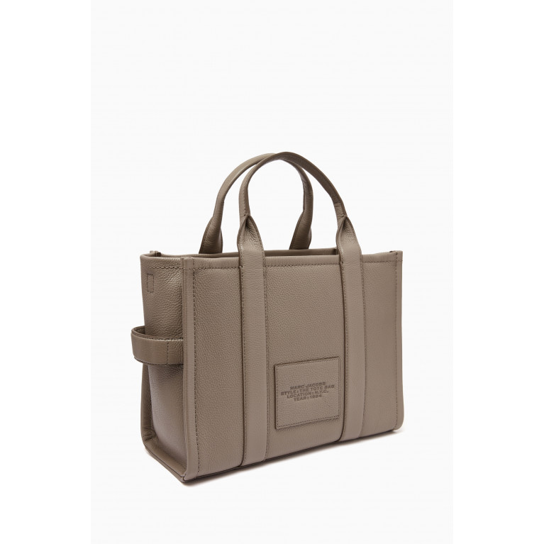 Marc Jacobs - The Medium Traveler Tote Bag in Cow Leather Grey