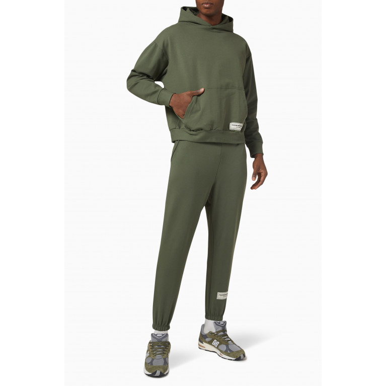 The Giving Movement - Relaxed Fit Lounge Sweatpants in Organic Cotton Green
