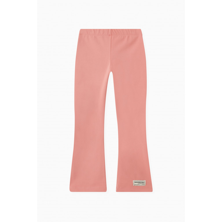 The Giving Movement - Flared Leggings in Recycled Blend Pink
