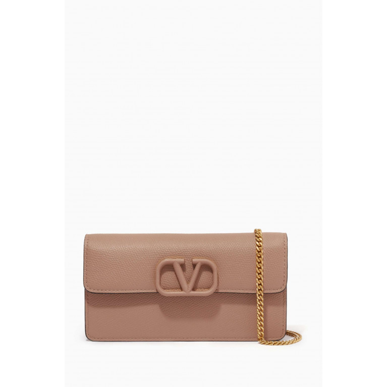 Valentino Garavani - Valentino Garavani VSLING Wallet on Chain in Grainy Leather