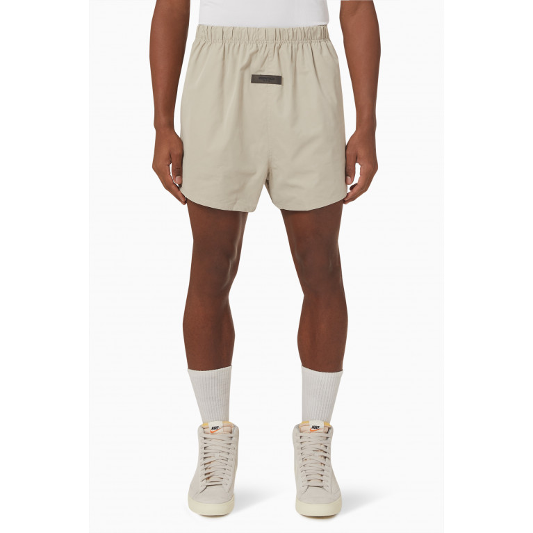 Fear of God Essentials - Essentials Dock Shorts in Woven Cotton