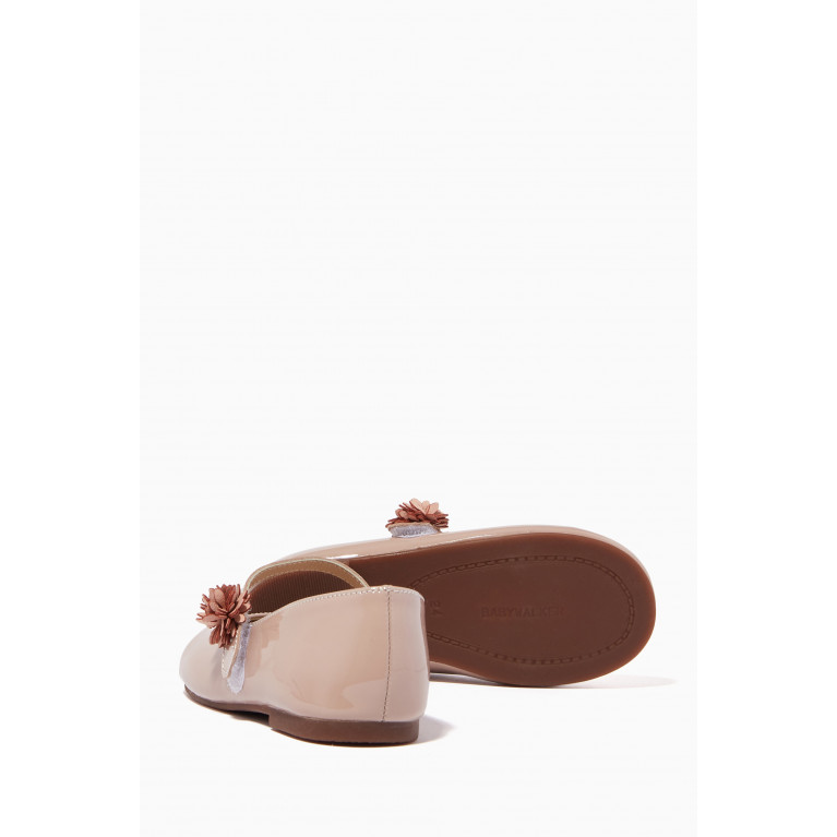 Babywalker - Flower-embellished Ballerina Shoes in Patent Leather Neutral