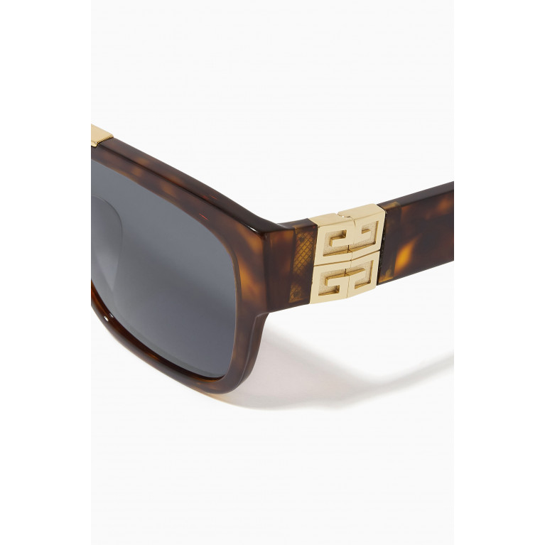 Givenchy  - Givenchy 58 Smoke Sunglasses in Acetate Black