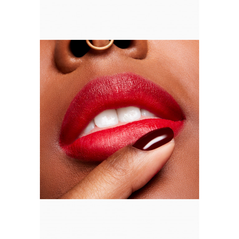 MAC Cosmetics - Ruby New Powder Kiss Velvet Blur Slim Stick, 2g