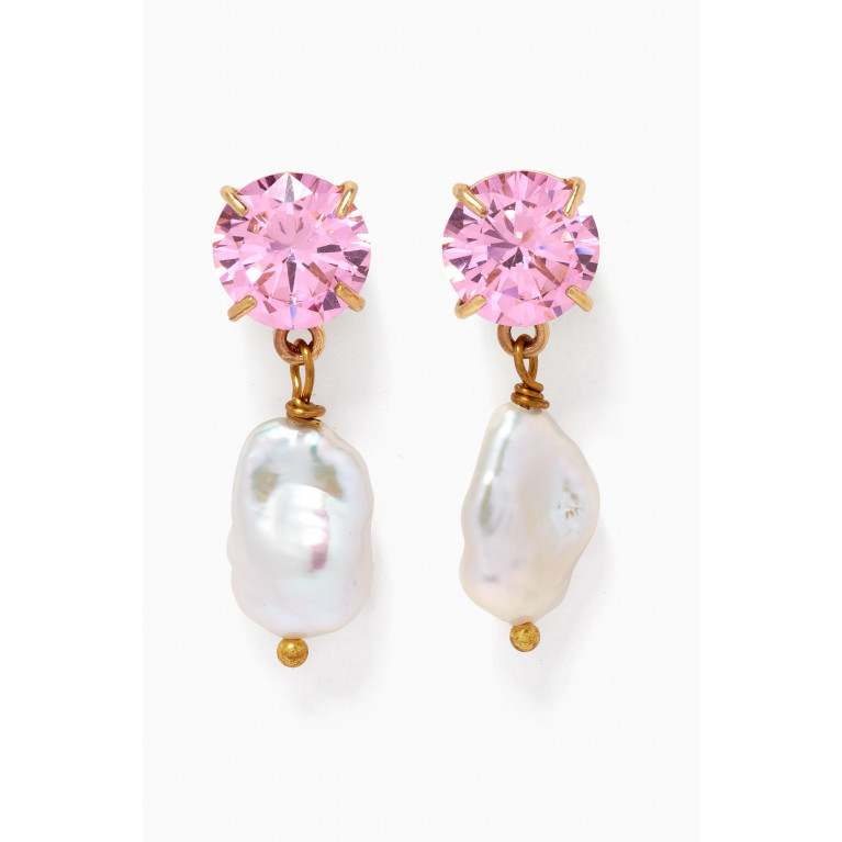 Luiny - Lee Pearl Drop Earrings in Gold-plated Metal Pink