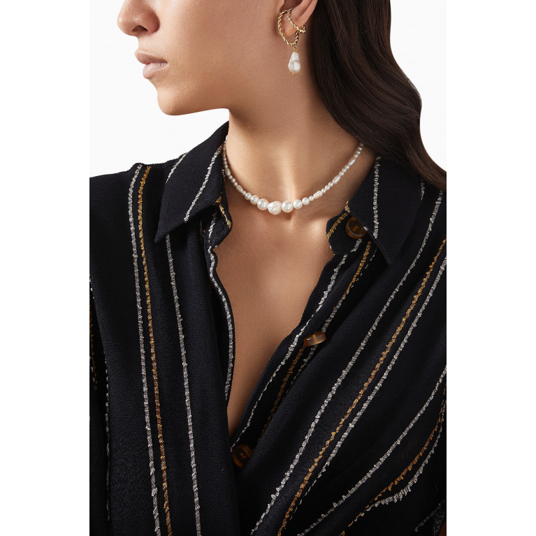 Luiny - Interlaced Pearl Drop Ear Cuff Set in Gold-plated Metal