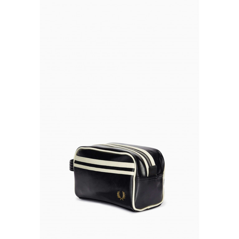 Fred Perry - Classic Wash Bag in PU