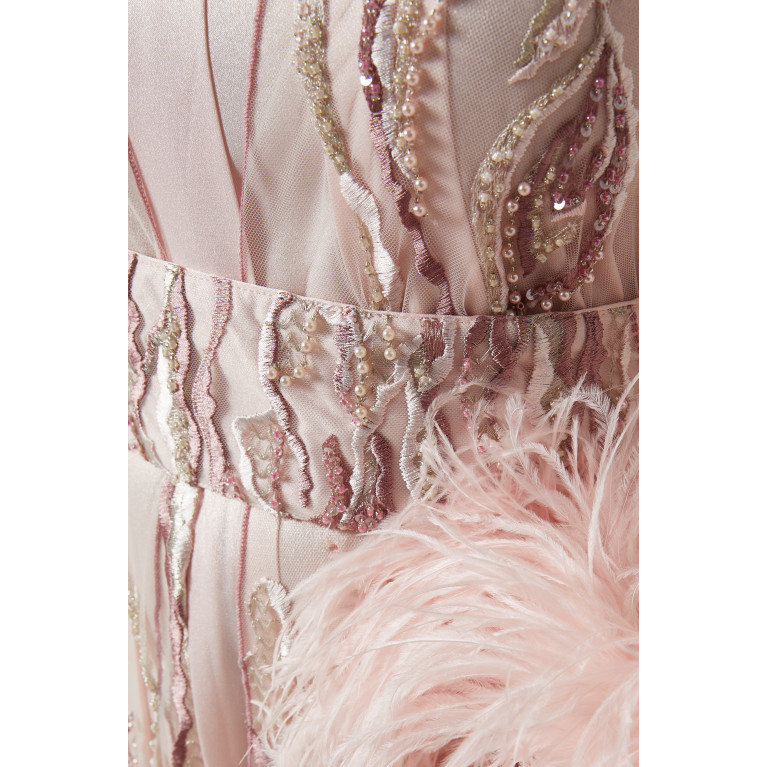 Reem Al Dhaheri - Embellished Kaftan Set in Lace Pink