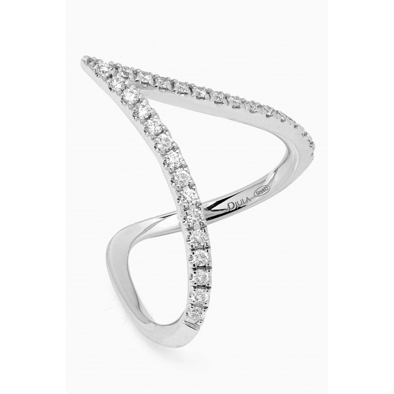 Djula - Graphique V Phalanx Diamond Ring in 18kt White Gold