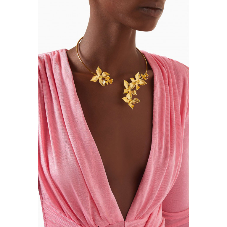 Lynyer - Blossom Collar Necklace in 24kt Gold-plated Brass