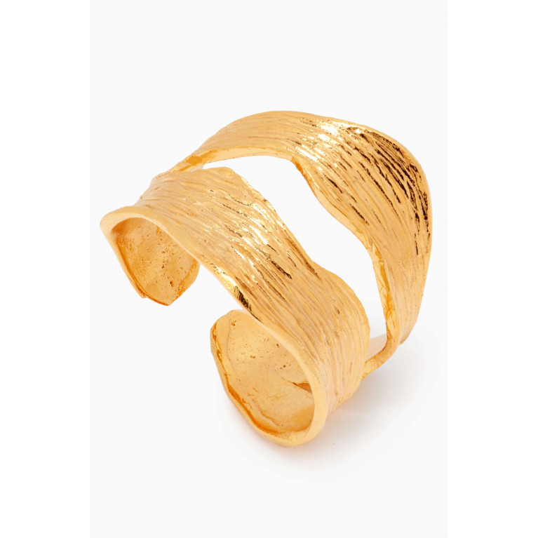 Lynyer - Embossed Botanica Ring in 24kt Gold-plated Brass