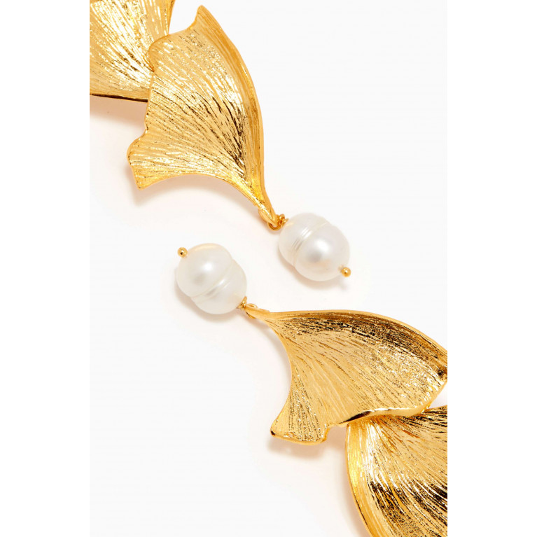 Lynyer - Botanica Pearl Drop Earrings in 24kt Gold-plated Brass
