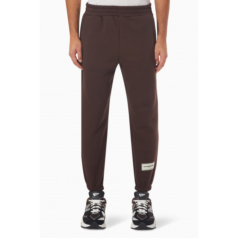 The Giving Movement - Logo Patch Sweatpants in Organic Fleece Brown