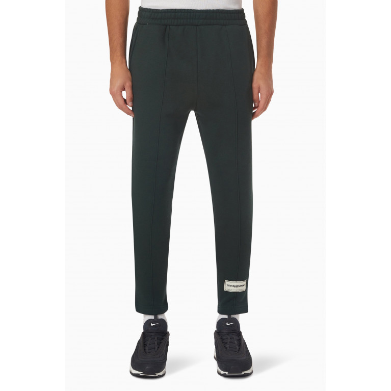 The Giving Movement - Tapered Sweatpants in Organic Fleece Green
