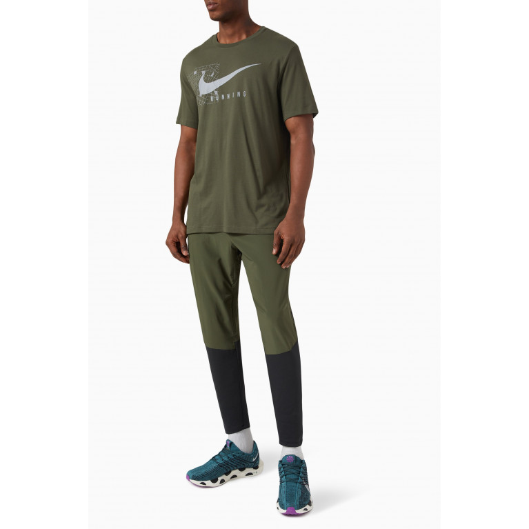 Nike Running - Dri-FIT Run Division DFC T-shirt in Cotton-blend Green
