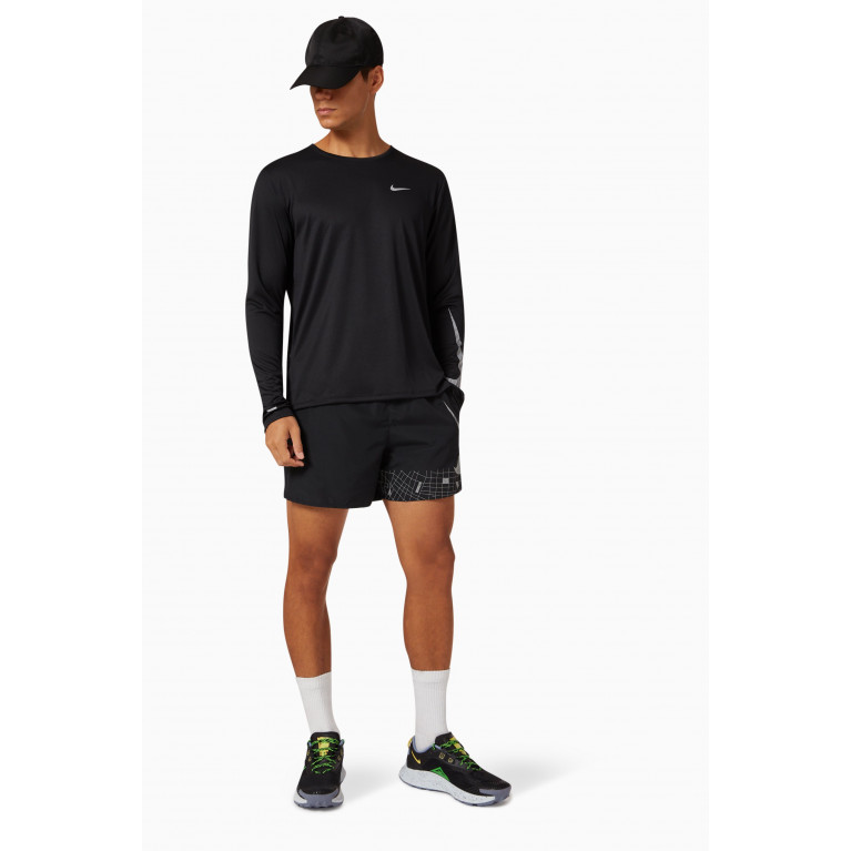 Nike Running - Dri-FIT Run Division T-Shirt in Nylon Black