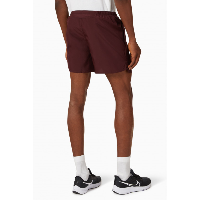 Nike Running - Dri-FIT Run Division Stride Shorts in Nylon Red