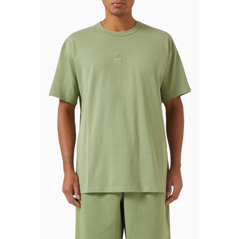 Nike - Sportswear Premium Essentials T-shirt in Cotton Green