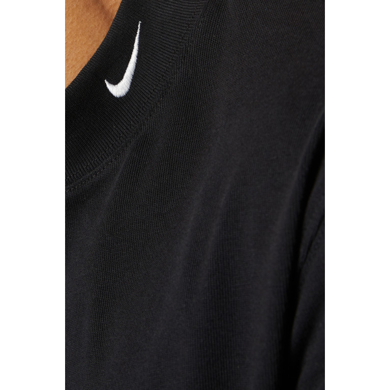 Nike - Logo Print T-Shirt in Cotton Black
