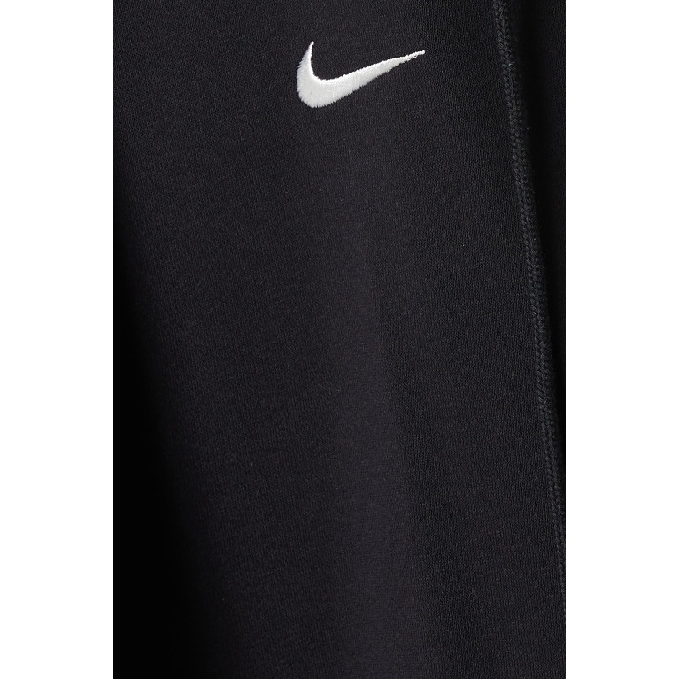 Nike - Logo Hoodie in Phoenix Fleece Black