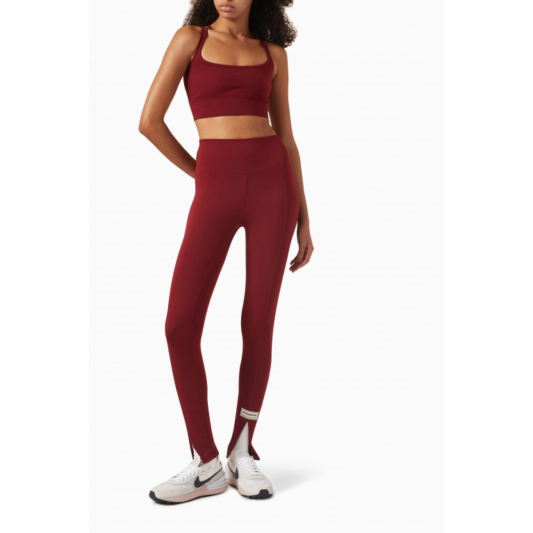 The Giving Movement - Sports Bra in Softskin100© Burgundy