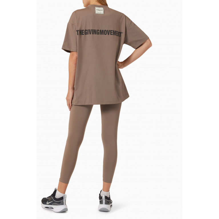 The Giving Movement - Oversized T-shirt in Light Softskin100© Brown