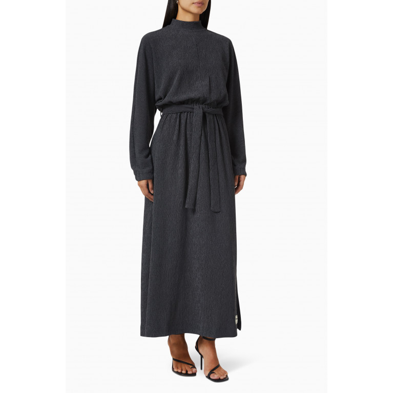 The Giving Movement - Modest Batwing-sleeve Maxi Dress in RE-CRINK100© Grey